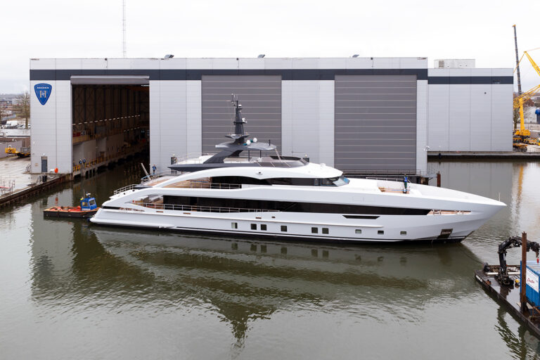 HEESEN UNVEILS 50M PROJECT SOPHIA